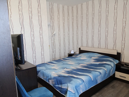 Продам однокомнатную (1-комн.) квартиру, Курковицкое ш, 11Б, Кикерино п