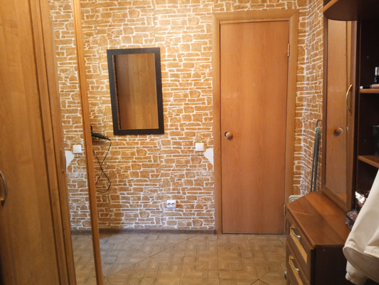 Продам однокомнатную (1-комн.) квартиру, Курковицкое ш, 11Б, Кикерино п