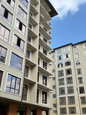 Продам двухкомнатную (2-комн.) квартиру, Ашурова ул, 1, Нальчик г