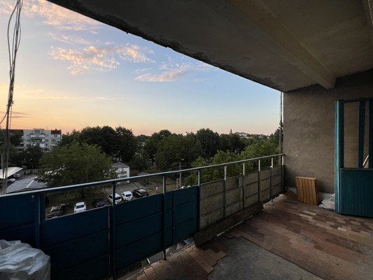 Продам двухкомнатную (2-комн.) квартиру, Ленина пр-кт, 11, Нальчик г