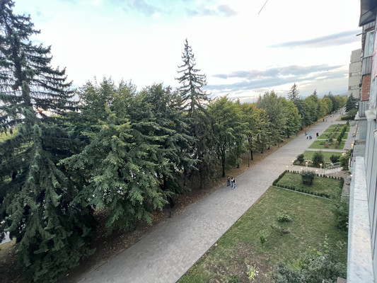 Продам двухкомнатную (2-комн.) квартиру, Ленина пр-кт, 11, Нальчик г