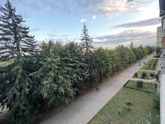 Продам двухкомнатную (2-комн.) квартиру, Ленина пр-кт, 11, Нальчик г