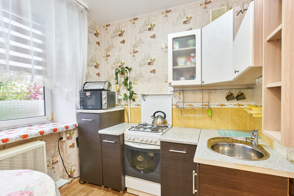 Продам двухкомнатную (2-комн.) квартиру, Колыбалова ул, 20, Пермь г