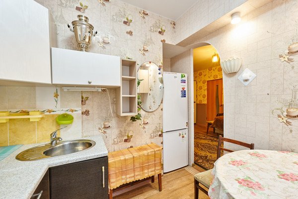 Продам двухкомнатную (2-комн.) квартиру, Колыбалова ул, 20, Пермь г