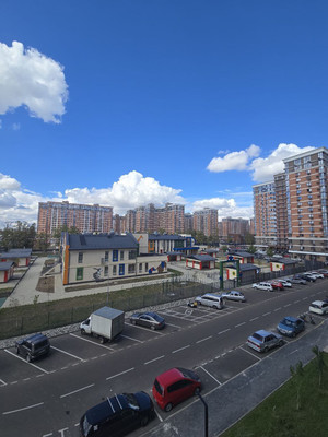 Сдам двухкомнатную (2-комн.) квартиру, Западный Обход ул, 39к1, Краснодар г