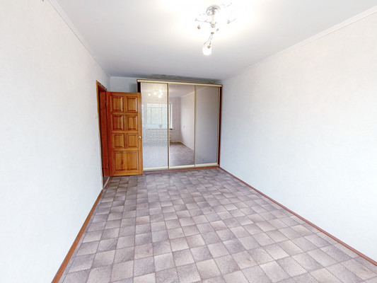 Продам двухкомнатную (2-комн.) квартиру, Тимакова ул, 5, Рязань г