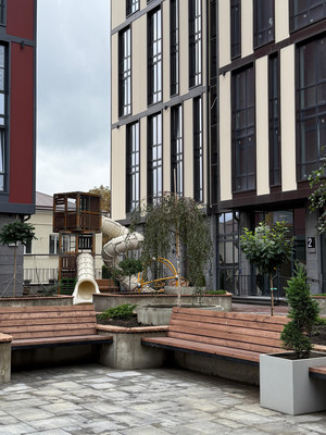 Продам трехкомнатную (3-комн.) квартиру, Горького ул, 29, Нальчик г