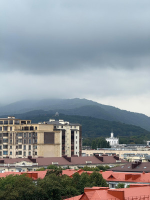 Продам трехкомнатную (3-комн.) квартиру, Горького ул, 29, Нальчик г