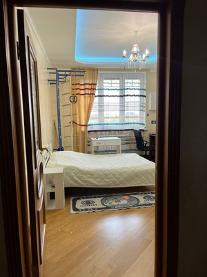 Продам трехкомнатную (3-комн.) квартиру, Калараш ул, 13, Люберцы г