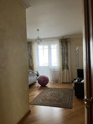 Продам трехкомнатную (3-комн.) квартиру, Калараш ул, 13, Люберцы г