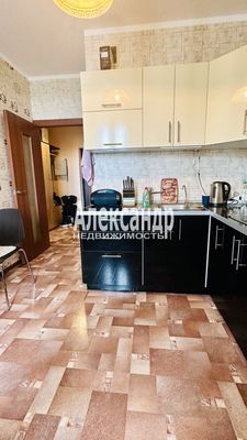 Продам однокомнатную (1-комн.) квартиру, Русановская ул, 17к1, Санкт-Петербург г