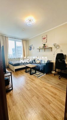 Продам однокомнатную (1-комн.) квартиру, Русановская ул, 17к1, Санкт-Петербург г
