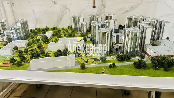 Продам однокомнатную (1-комн.) квартиру, Русановская ул, 17к1, Санкт-Петербург г