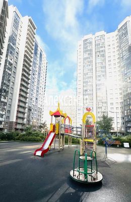 Продам однокомнатную (1-комн.) квартиру, Русановская ул, 17к1, Санкт-Петербург г