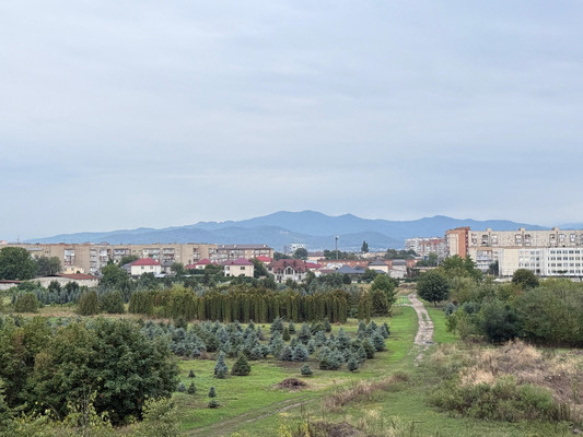 Продам трехкомнатную (3-комн.) квартиру, Мовсисяна ул, 7, Нальчик г