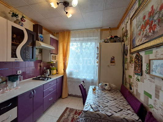 Продам однокомнатную (1-комн.) квартиру, Ленина ул, 201, Горячий Ключ г