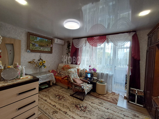 Продам однокомнатную (1-комн.) квартиру, Ленина ул, 201, Горячий Ключ г