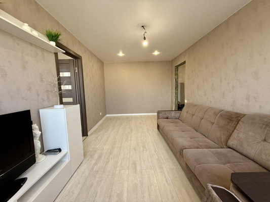 Продам трехкомнатную (3-комн.) квартиру, Кооперативная ул, 58, Переславль-Залесский г