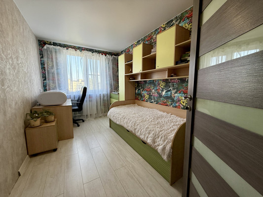 Продам трехкомнатную (3-комн.) квартиру, Кооперативная ул, 58, Переславль-Залесский г