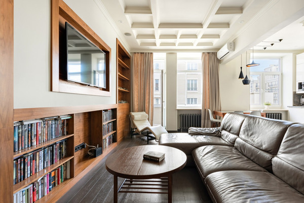 Продам трехкомнатную (3-комн.) квартиру, Ефремова ул, 21, Москва г