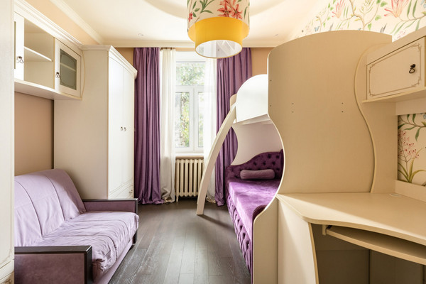 Продам трехкомнатную (3-комн.) квартиру, Ефремова ул, 21, Москва г