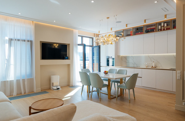 Продам многокомнатную квартиру, Петровская коса, 6к1, Санкт-Петербург г