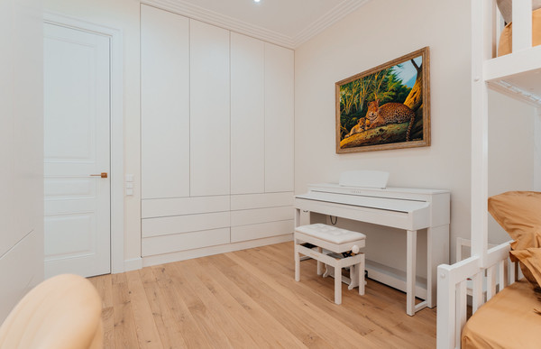 Продам многокомнатную квартиру, Петровская коса, 6к1, Санкт-Петербург г