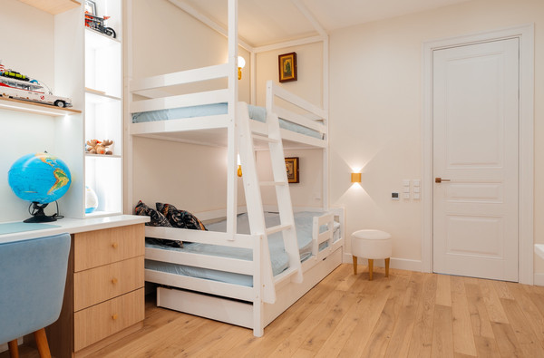 Продам многокомнатную квартиру, Петровская коса, 6к1, Санкт-Петербург г