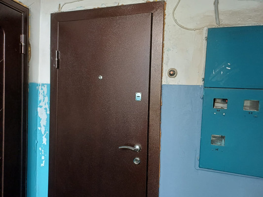 Продам двухкомнатную (2-комн.) квартиру, Ломоносова ул, 26, Великий Новгород г