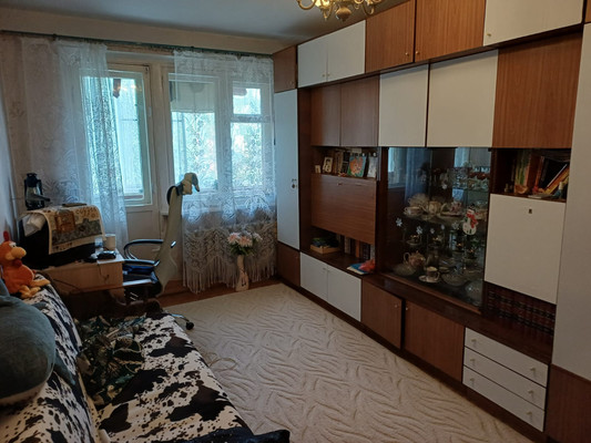 Продам двухкомнатную (2-комн.) квартиру, Ломоносова ул, 26, Великий Новгород г