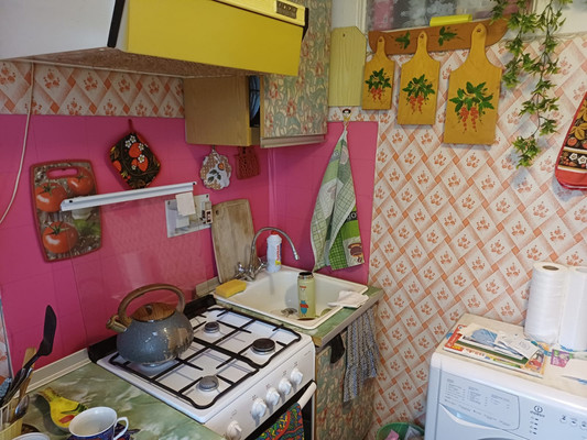 Продам двухкомнатную (2-комн.) квартиру, Ломоносова ул, 26, Великий Новгород г