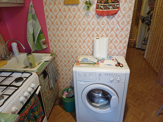 Продам двухкомнатную (2-комн.) квартиру, Ломоносова ул, 26, Великий Новгород г