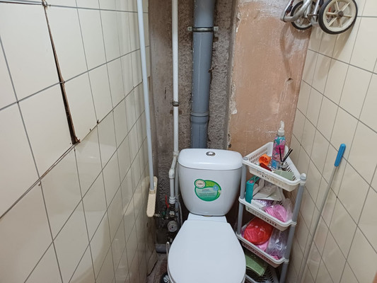 Продам двухкомнатную (2-комн.) квартиру, Ломоносова ул, 26, Великий Новгород г