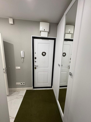 Продам трехкомнатную (3-комн.) квартиру, Авиаторов ул, 4, Москва г