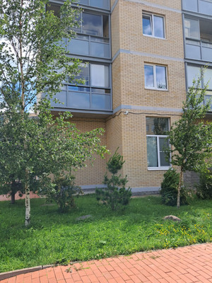 Продам однокомнатную (1-комн.) квартиру, Славянская ул, 5, Коммунар г