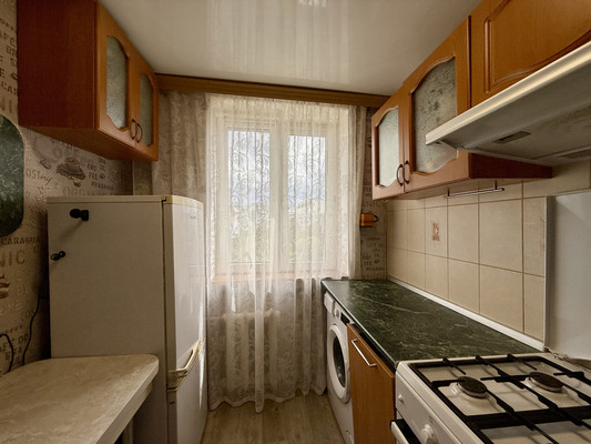 Продам однокомнатную (1-комн.) квартиру, 1 Конной Армии ул, 17, Симферополь г