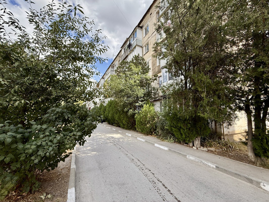 Продам однокомнатную (1-комн.) квартиру, 1 Конной Армии ул, 17, Симферополь г