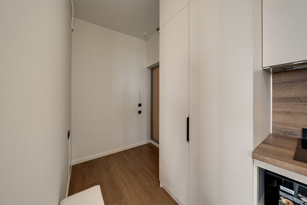 Продам двухкомнатную (2-комн.) квартиру, 1-я Ватутинская ул, 14к1, Десеновское п