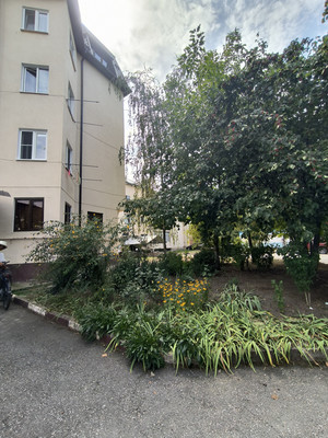 Продам многокомнатную квартиру, Ватутина ул, 28ка, Нальчик г