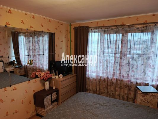 Продам однокомнатную (1-комн.) квартиру, Наличная ул, 36к4, Санкт-Петербург г