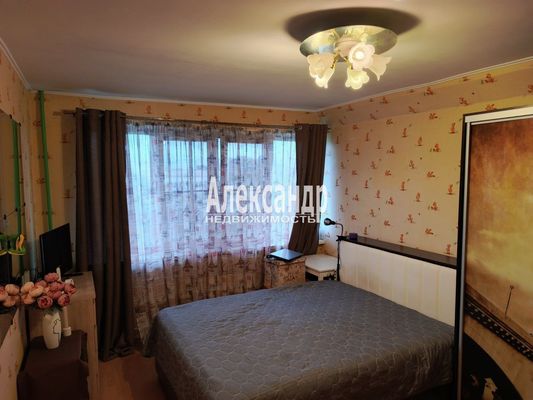 Продам однокомнатную (1-комн.) квартиру, Наличная ул, 36к4, Санкт-Петербург г