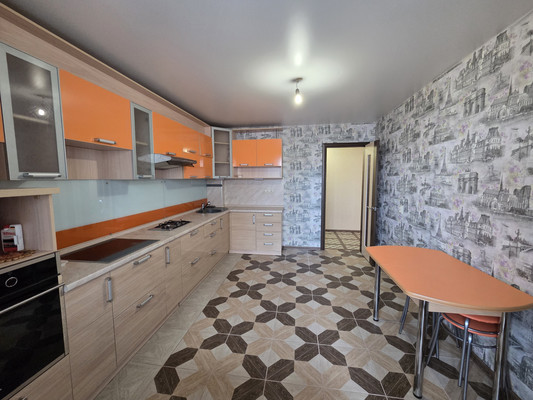 Продам двухкомнатную (2-комн.) квартиру, Яна Крастыня ул, 6кБ, Йошкар-Ола г