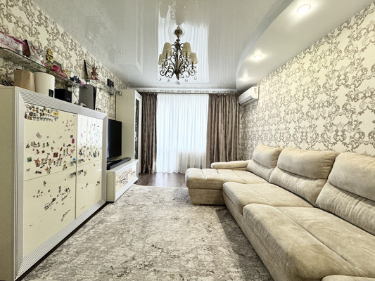 Продам двухкомнатную (2-комн.) квартиру, Советская ул, 110, Брянск г