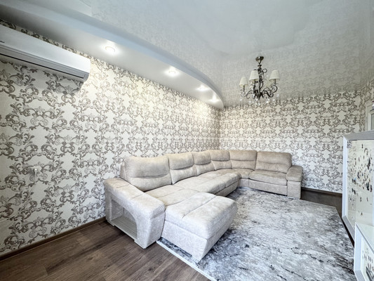 Продам двухкомнатную (2-комн.) квартиру, Советская ул, 110, Брянск г