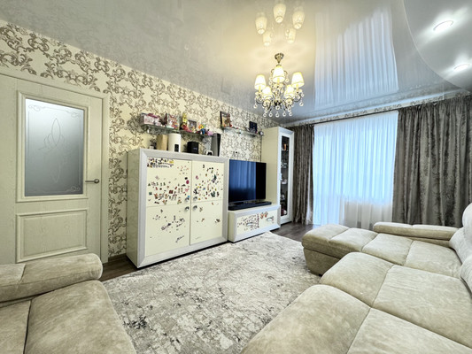 Продам двухкомнатную (2-комн.) квартиру, Советская ул, 110, Брянск г