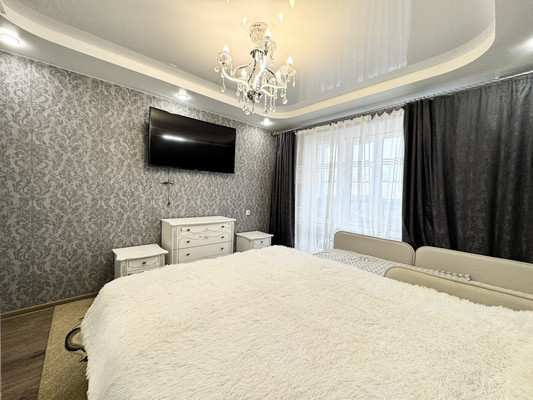 Продам двухкомнатную (2-комн.) квартиру, Советская ул, 110, Брянск г