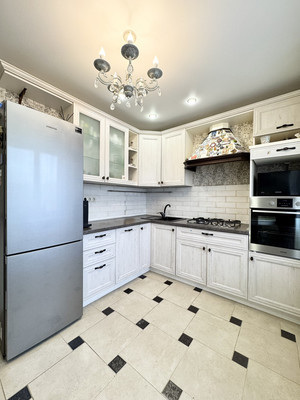 Продам двухкомнатную (2-комн.) квартиру, Советская ул, 110, Брянск г