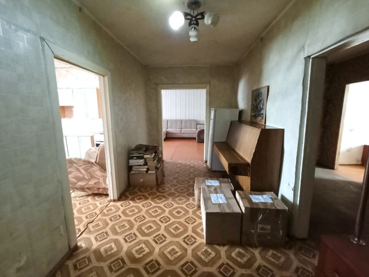 Продам трехкомнатную (3-комн.) квартиру, Садовая ул, 8, Кутулик п