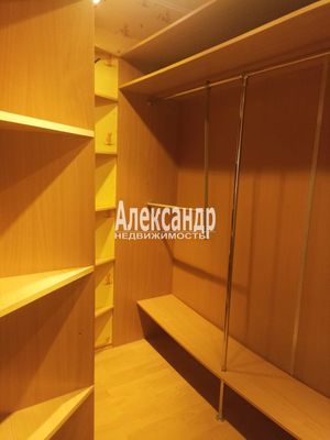 Продам однокомнатную (1-комн.) квартиру, Наличная ул, 36к4, Санкт-Петербург г