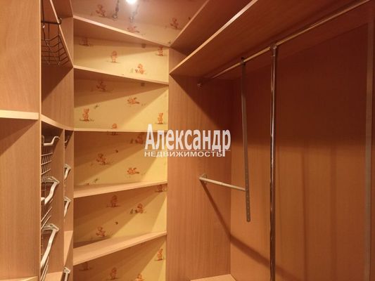 Продам однокомнатную (1-комн.) квартиру, Наличная ул, 36к4, Санкт-Петербург г